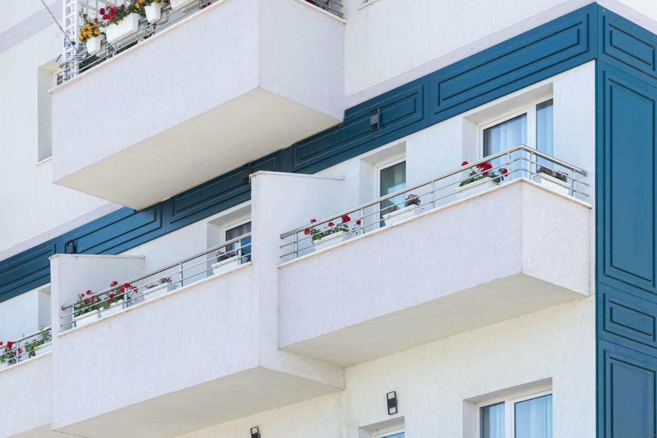 Compas Boutique Hotel Голем Екстериор снимка