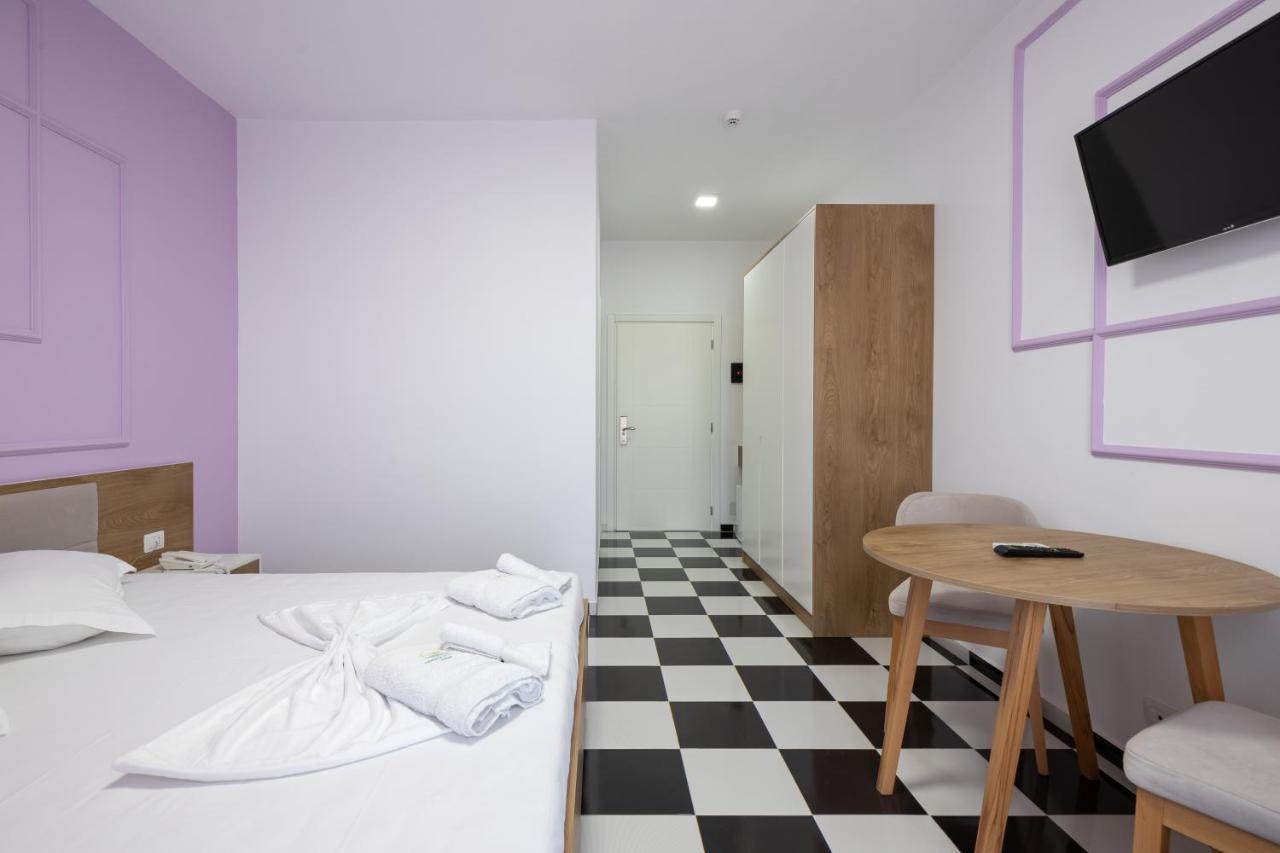 Compas Boutique Hotel Голем Екстериор снимка