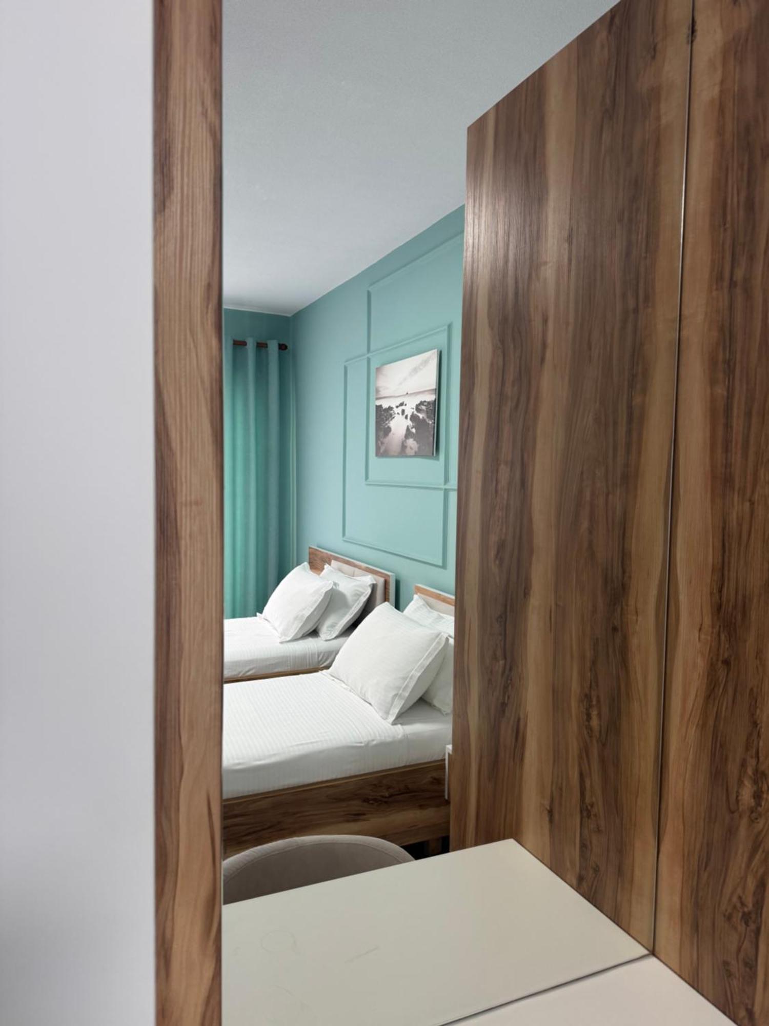 Compas Boutique Hotel Голем Екстериор снимка