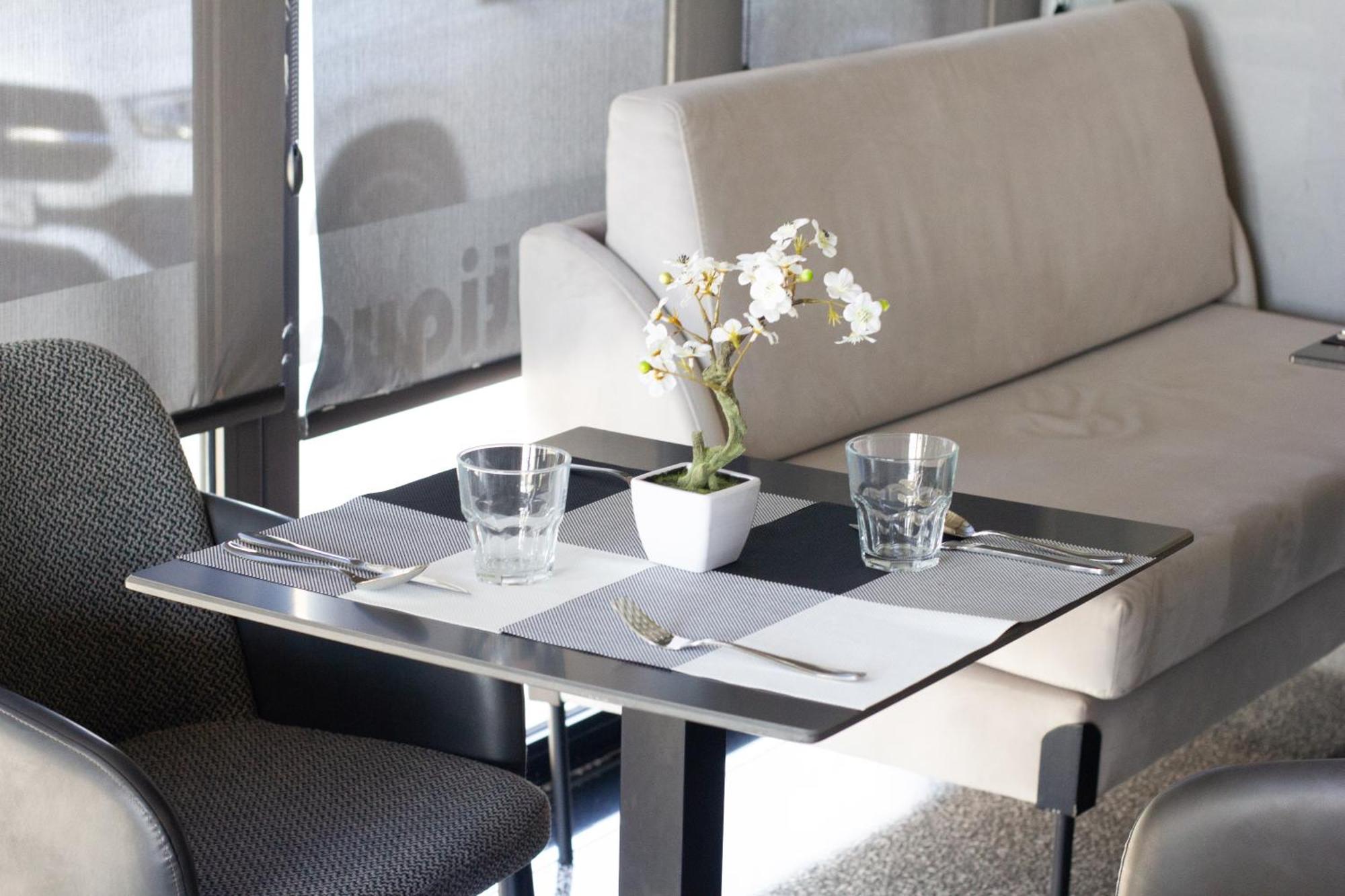 Compas Boutique Hotel Голем Екстериор снимка